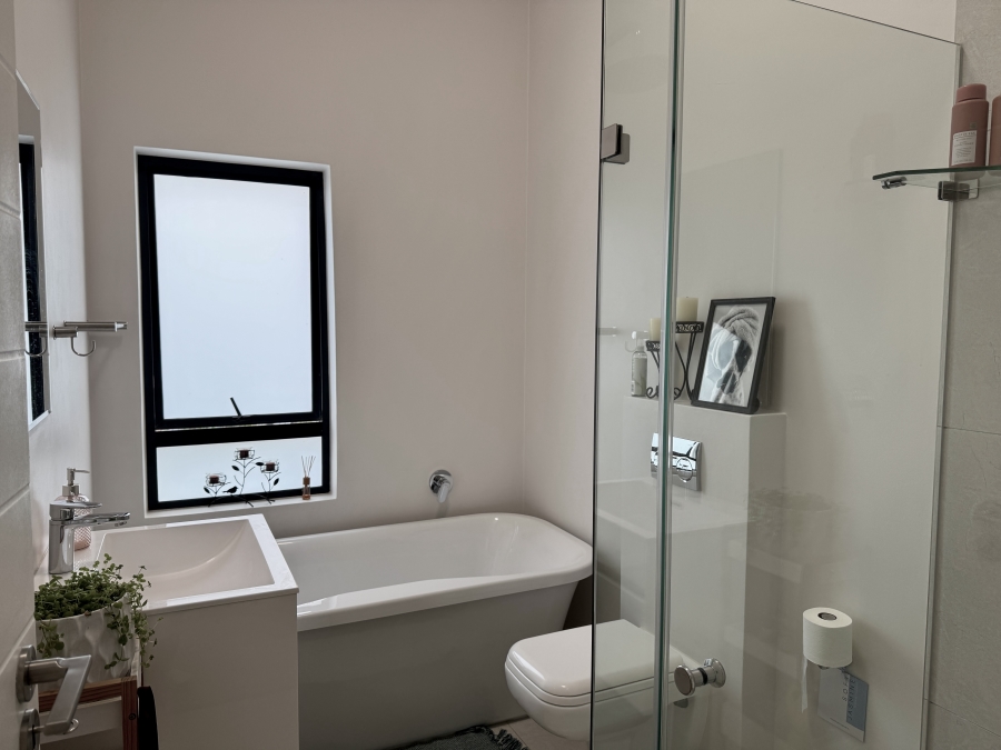 To Let 3 Bedroom Property for Rent in Wellington Central Western Cape